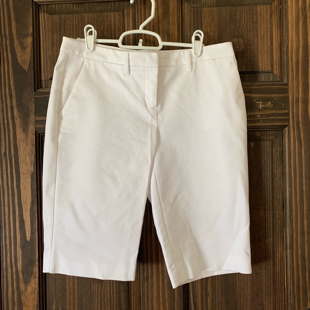 New York & Company Bermuda Shorts size 4